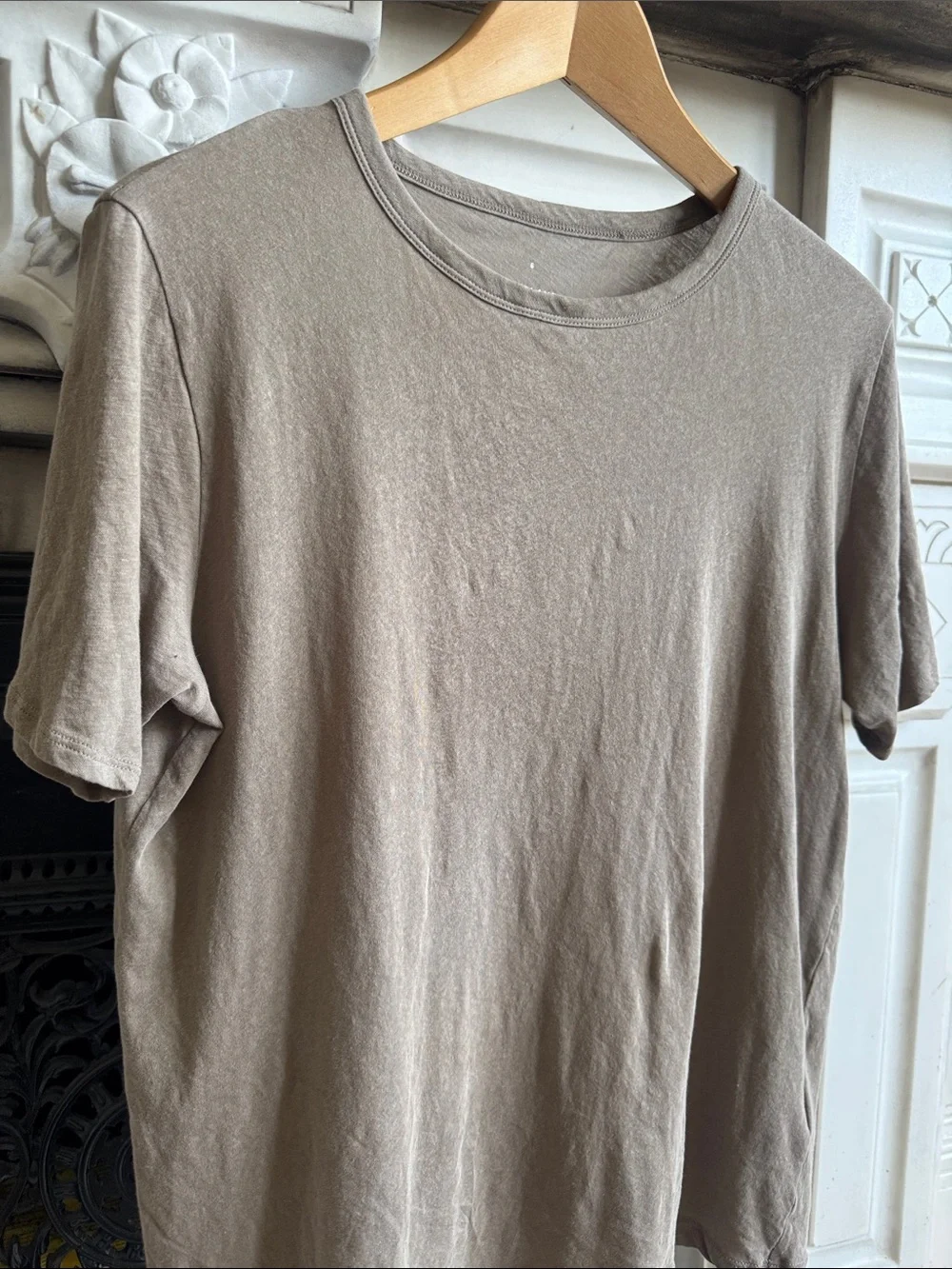 Everlane Air Tee - Picture 4 of 14